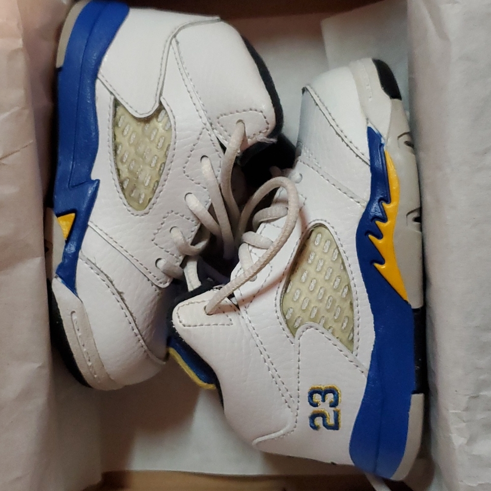Air Jordan Retro 5 " Laney